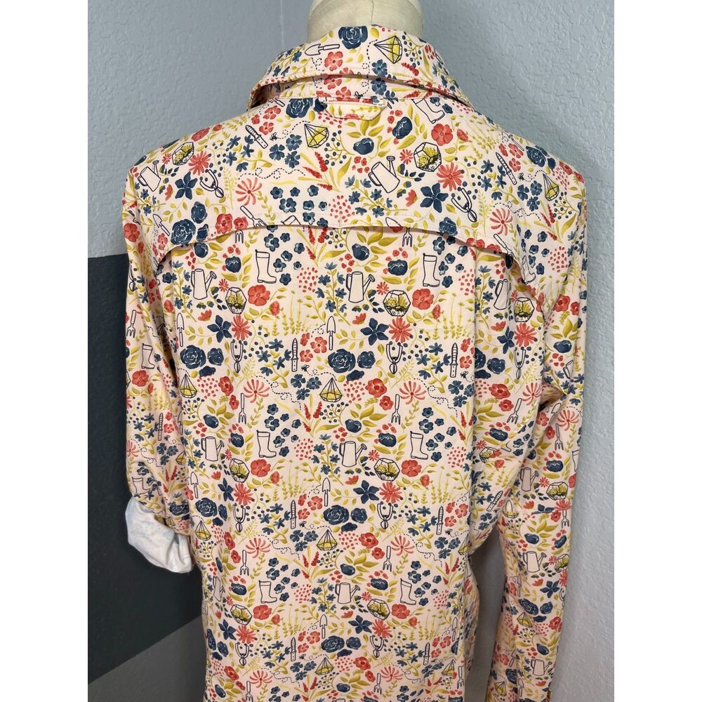 Duluth Trading Co. Garden Tool Print Shirt L Wrinklefighter Roll Tab Cottagecore - Picture 9 of 11